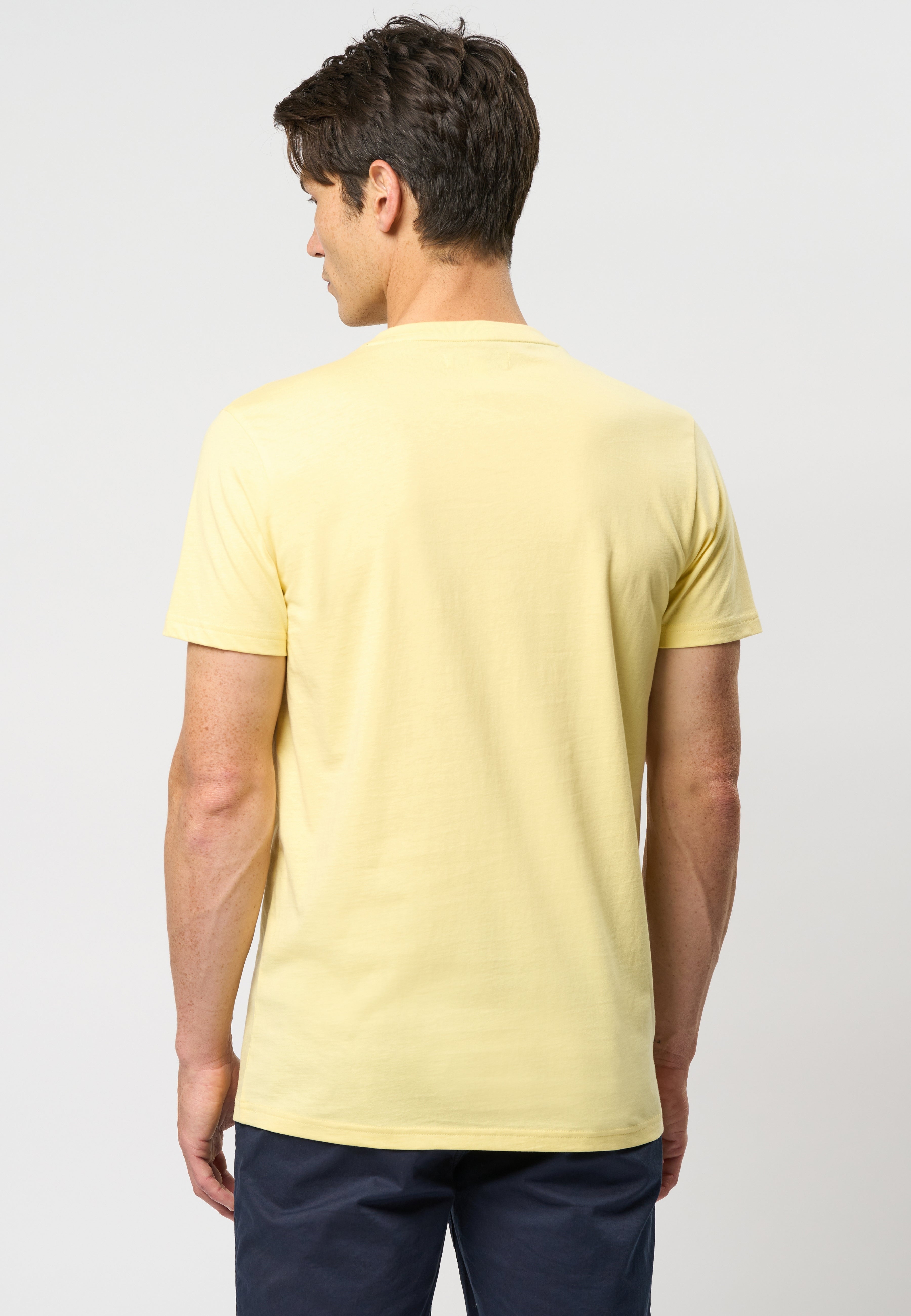 UMCem V-neck T-shirt