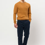 UMMads Cable Knit