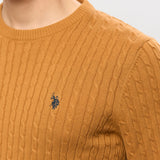 UMMads Cable Knit