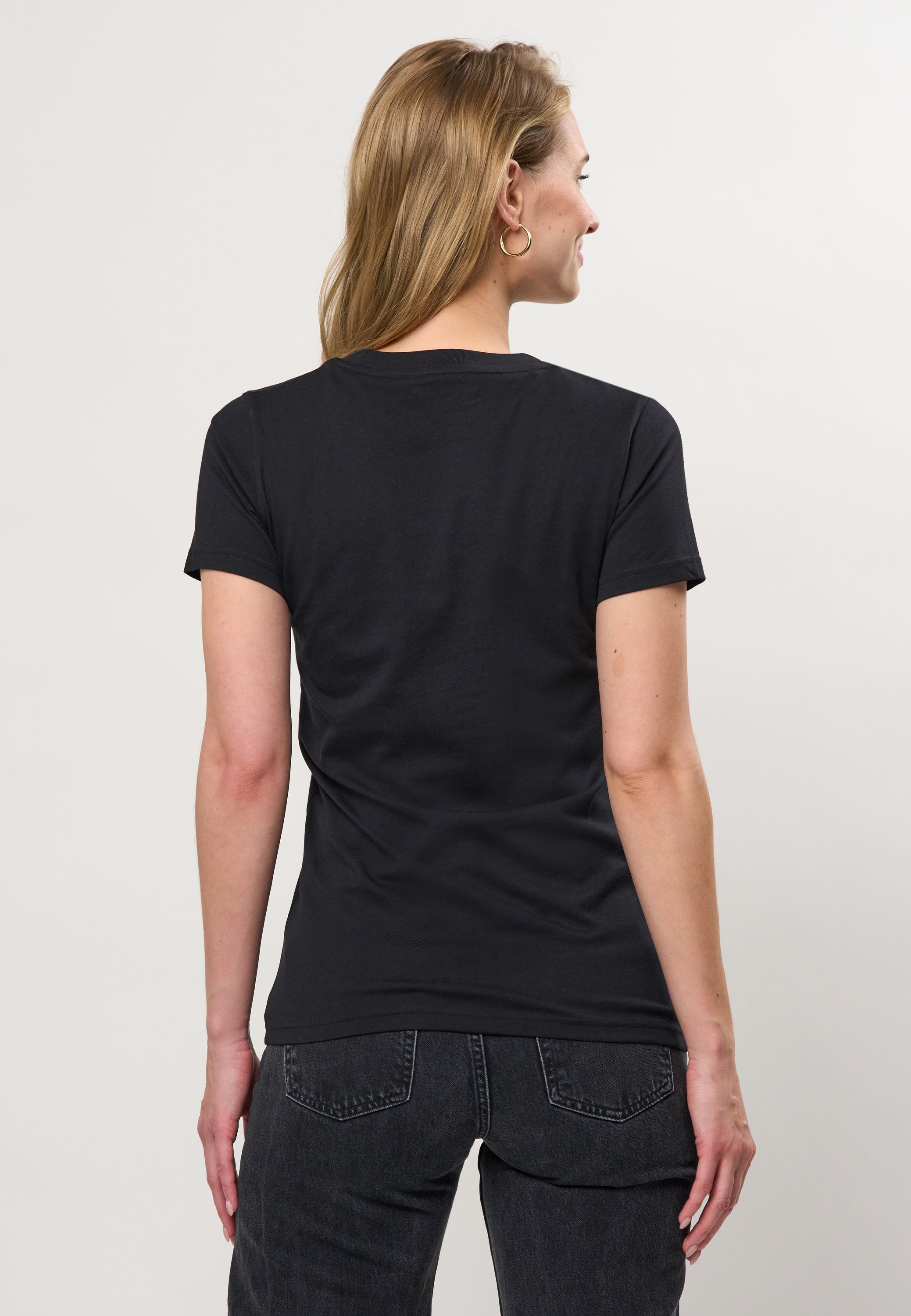 UWAmy Slim Fit T-shirt