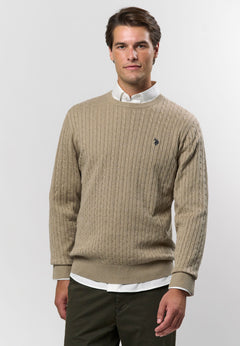 UMMads Cable Knit