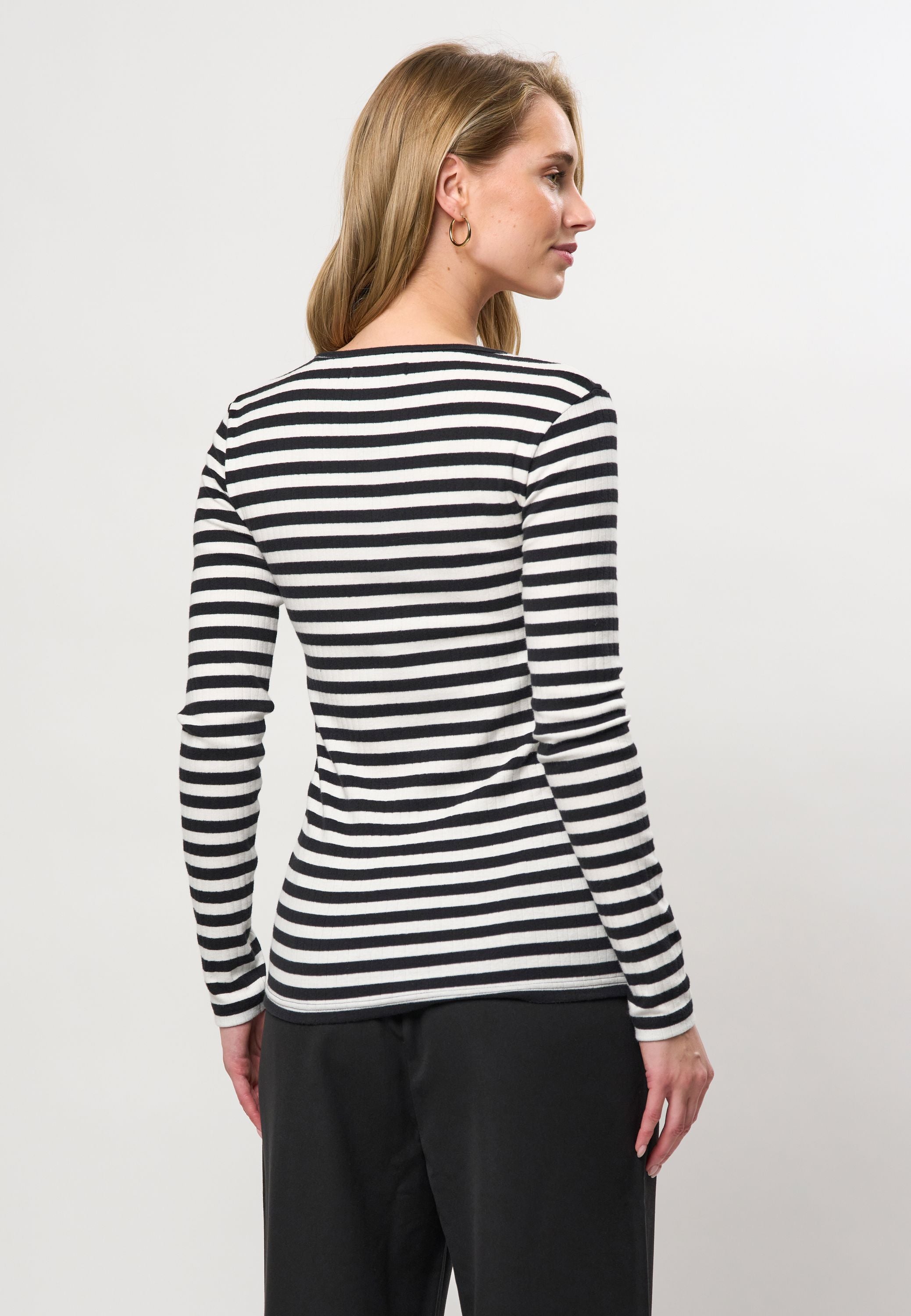UWChanett Long Sleeve T-shirt