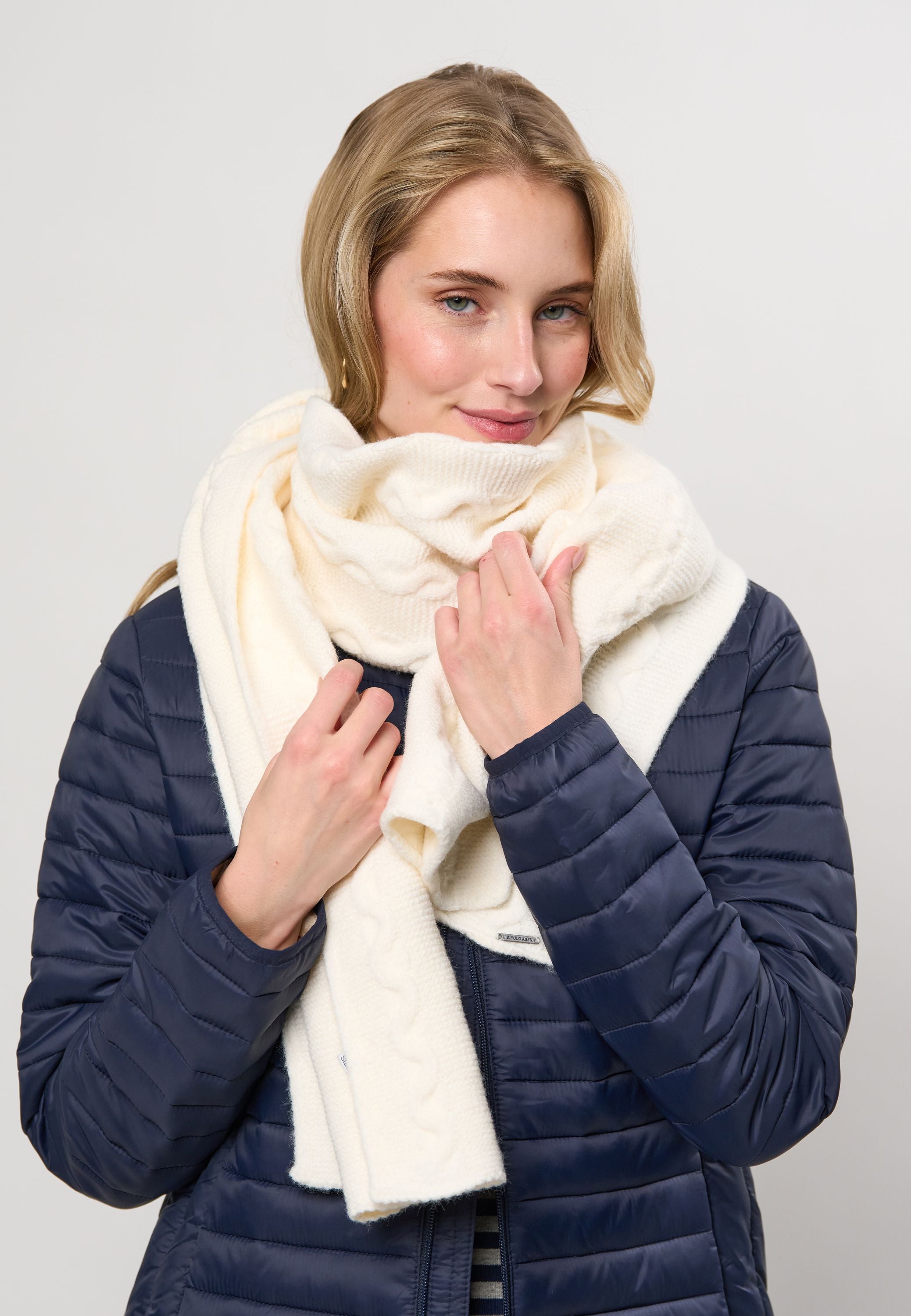 UWLuzy Scarf